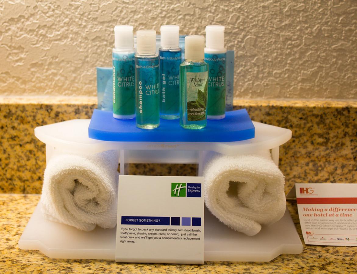 Holiday Inn Express West Jefferson By Ihg Dış mekan fotoğraf