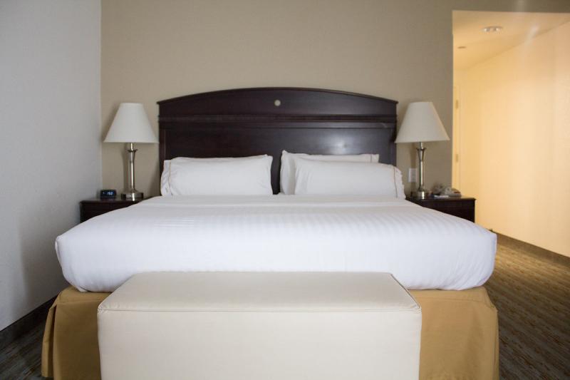 Holiday Inn Express West Jefferson By Ihg Dış mekan fotoğraf