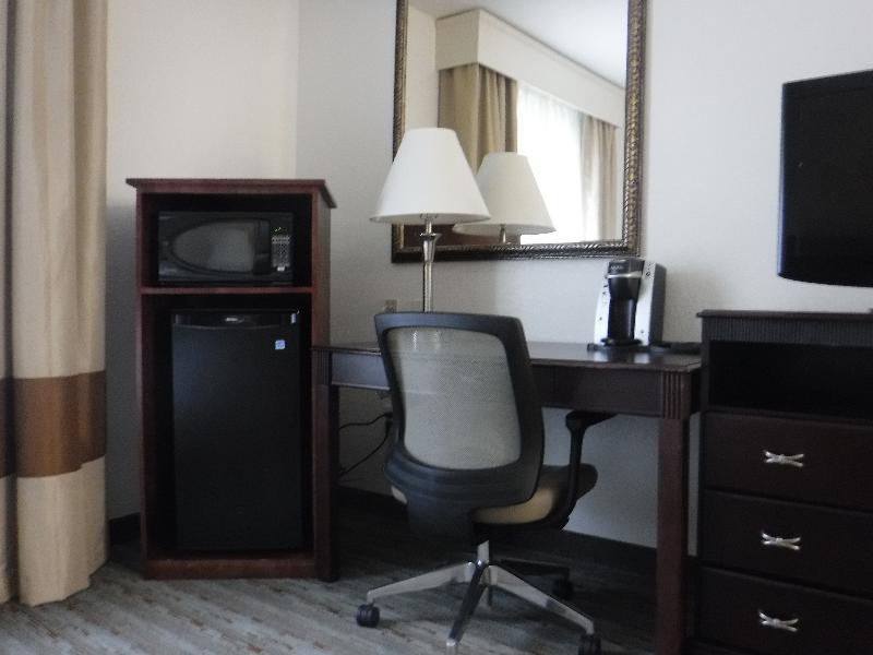 Holiday Inn Express West Jefferson By Ihg Dış mekan fotoğraf